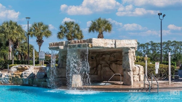 8941 Bismarck Palm Rd, Kissimmee, FL 34747 - view of swimming pool