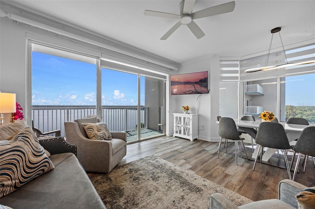 13415 Blue Heron Beach Dr Unit 710, Orlando, FL 32821 - photo 2