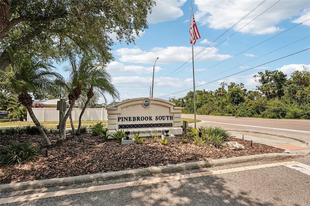 1301 Lucaya Ave, Venice, FL 34285 - view of community / neighborhood sign