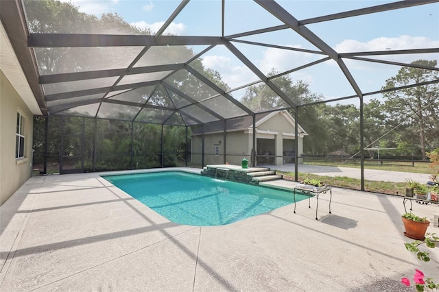 6686 SE 135th St, Summerfield, FL 34491 - outdoor pool with a patio area
