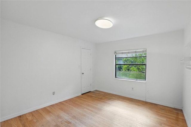 628 Riverpark Cir, Longwood, FL 32779 - empty room featuring light wood-style floors and baseboards