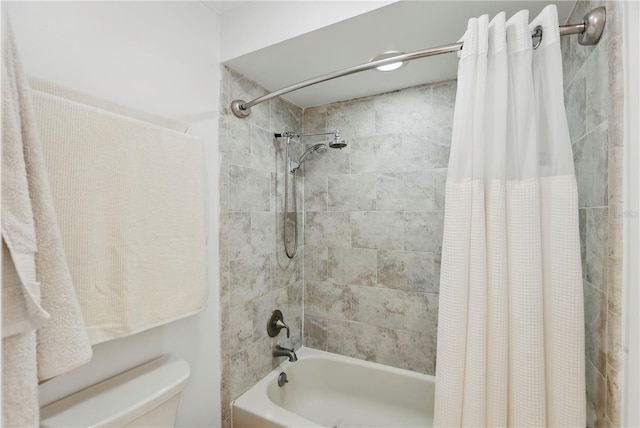 628 Riverpark Cir, Longwood, FL 32779 - full bathroom with toilet and shower / bath combination with curtain