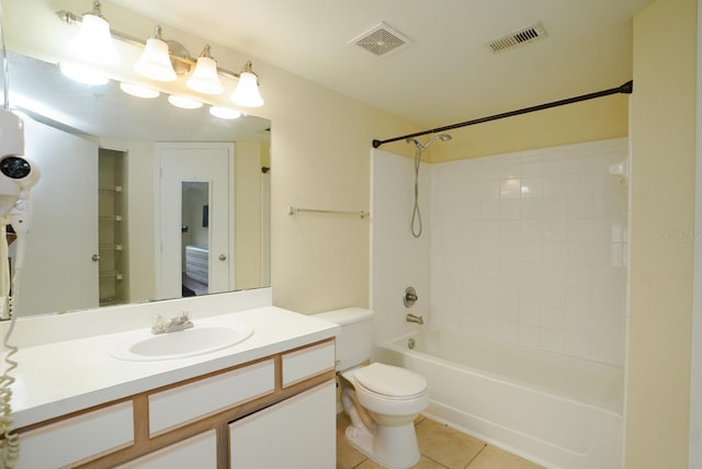 2208 Antigua Pl Unit 932, Kissimmee, FL 34741 - full bath featuring tile patterned floors, toilet, vanity, and shower / bath combination