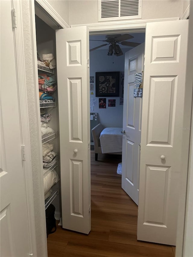 6450 Alcalde Ct Unit 106, Orlando, FL 32835 - view of closet