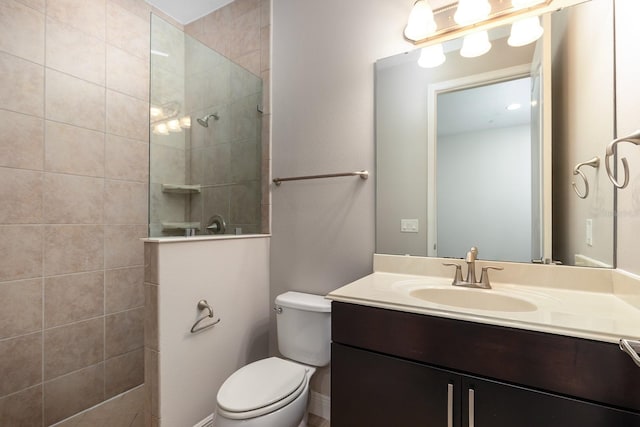 625 Pavia Loop, Lake Mary, FL 32746 - full bathroom featuring walk in shower, vanity, and toilet