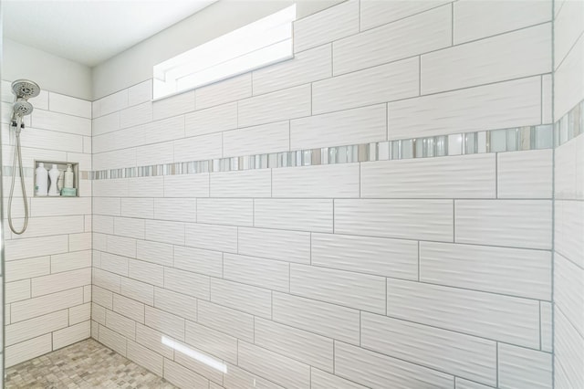 2539 Auburn Ridge Dr, Apopka, FL 32712 - bathroom view of a tile shower