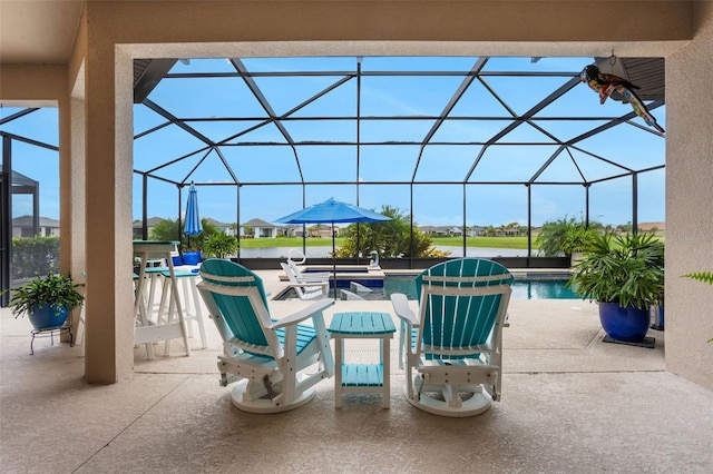 636 San Augusto Dr, Kissimmee, FL 34759 - view of patio / terrace with glass enclosure and an outdoor pool