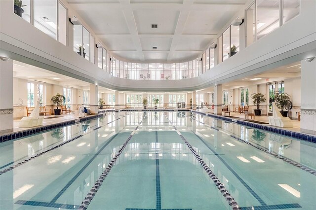 636 San Augusto Dr, Kissimmee, FL 34759 - view of indoor community pool