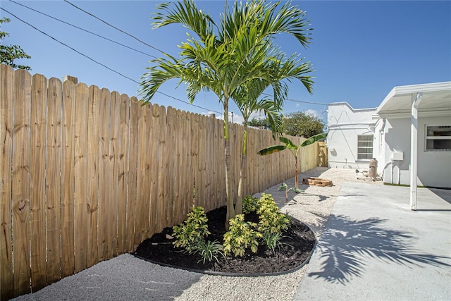 4324 Garden Ave, West Palm Beach, FL 33405 - view of yard featuring a patio and fence