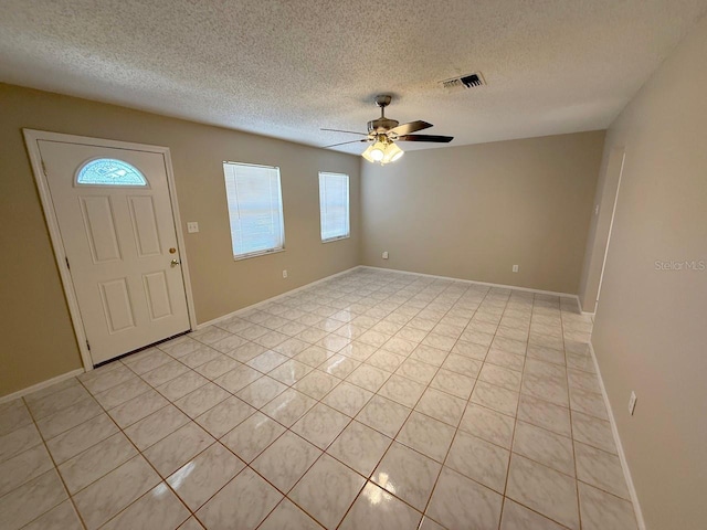 196 Larkspur Ct, Kissimmee, FL 34743 - photo 2