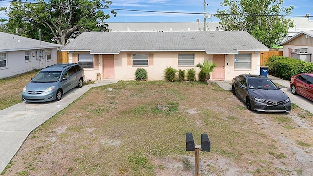6524/6526 12th St W, Bradenton, FL 34207 - view of front of property featuring stucco siding