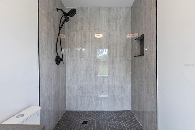17 S Flag Ct, Kissimmee, FL 34759 - full bath with a tile shower and toilet