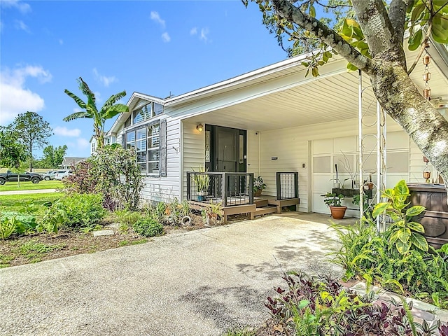 171 Stanley Bell Dr, Mount Dora, FL 32757 - photo 1
