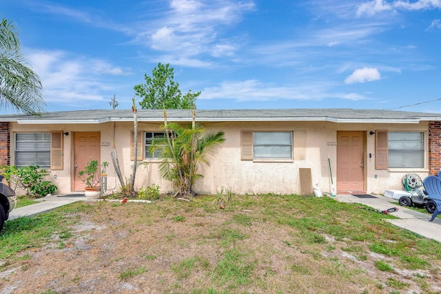 6520/6522 12th St W, Bradenton, FL 34207 - view of front facade featuring stucco siding