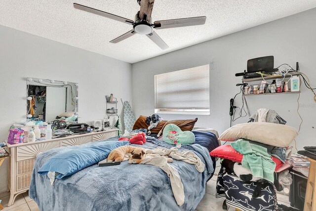 6520/6522 12th St W, Bradenton, FL 34207 - bedroom with a textured ceiling and ceiling fan