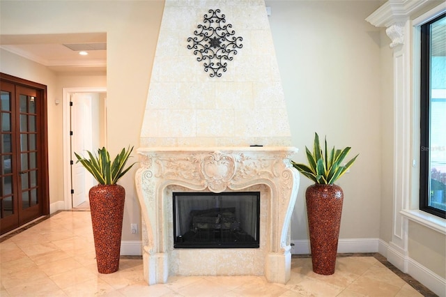 11013 Ullswater Ln, Windermere, FL 34786 - detailed view of a premium fireplace, baseboards, and crown molding