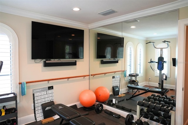 11013 Ullswater Ln, Windermere, FL 34786 - workout room with baseboards, ornamental molding, and recessed lighting