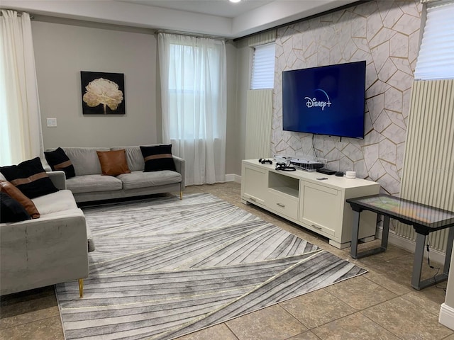 8124 Roseville Rd, Davenport, FL 33896 - living room with baseboards