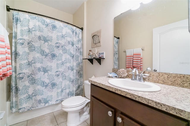 1089 Seburn Rd, Apopka, FL 32703 - full bath with vanity, tile patterned flooring, toilet, and shower / bath combo with shower curtain