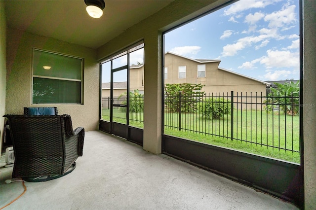 1089 Seburn Rd, Apopka, FL 32703 - sunroom / solarium featuring a textured wall
