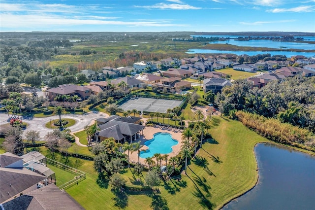 646 Marsh Reed Dr, Winter Garden, FL 34787 - aerial view of property and surrounding area with a pool area, a nearby body of water, and nearby suburban area