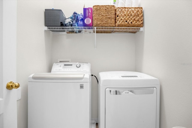2810 San Jacinto Cir Unit 2810, Sanford, FL 32771 - clothes washing area with washing machine and dryer