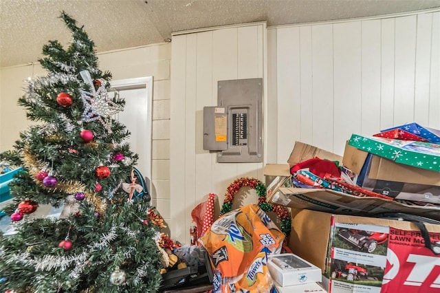 3711 Shady Grove Cir, Orlando, FL 32810 - detailed view of electric panel and a textured ceiling