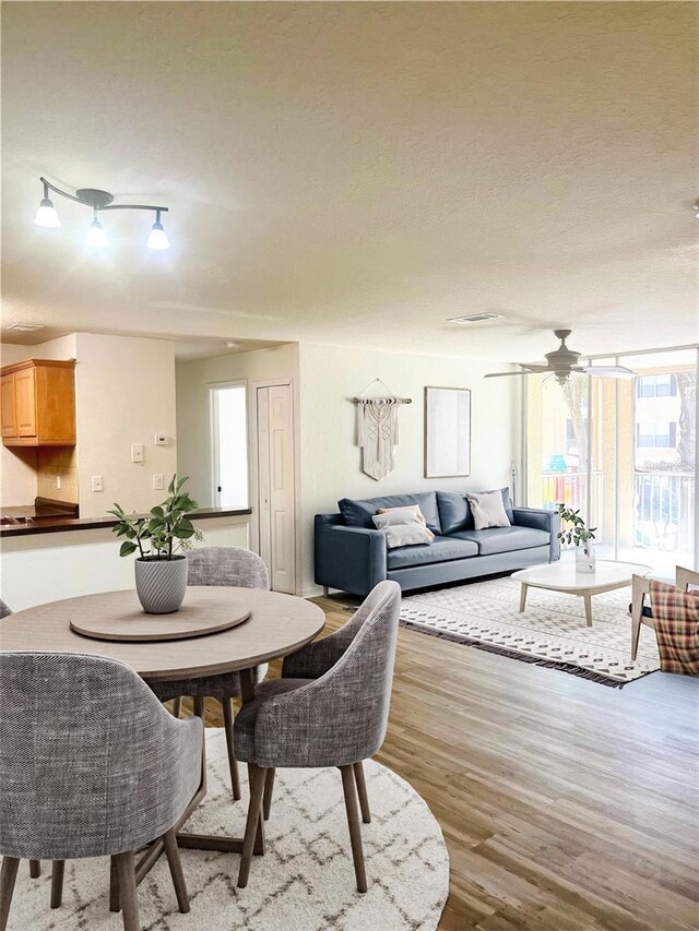 7606 Pissarro Dr Unit 14206, Orlando, FL 32819 - photo 6