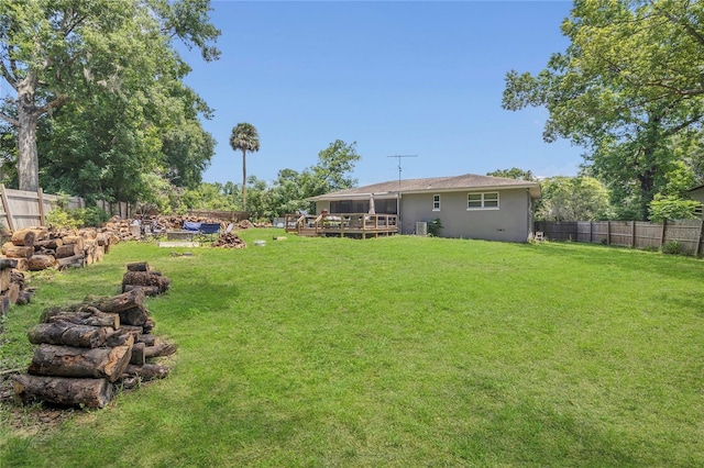 300 Hickory Ct, Apopka, FL 32712 - view of yard featuring a wooden deck