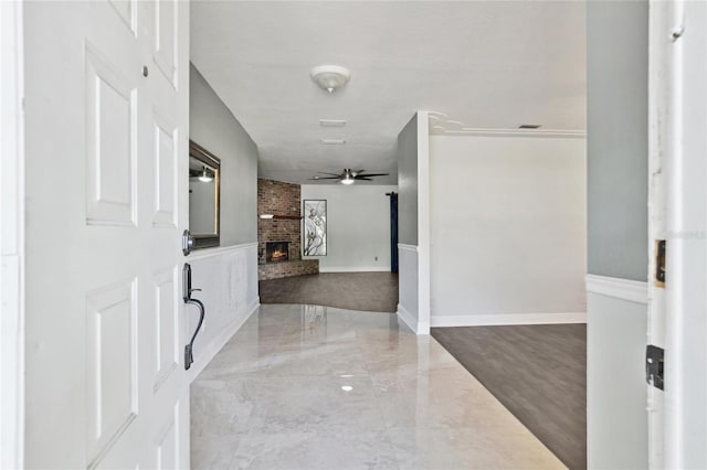 949 Shadow Oaks Rd, Kissimmee, FL 34744 - hallway with marble tiled flooring and baseboards