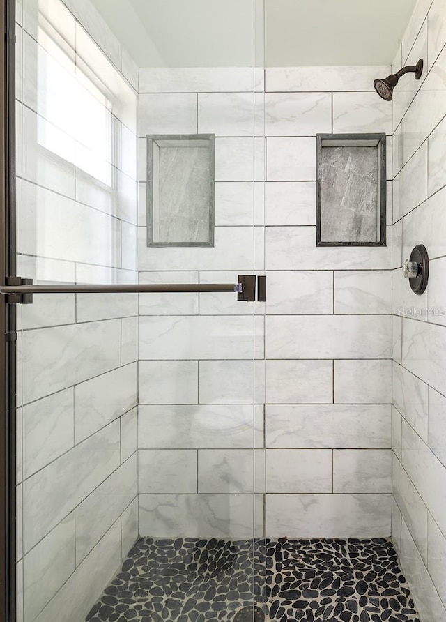 18 Palmira Rd, Debary, FL 32713 - full bath featuring a stall shower