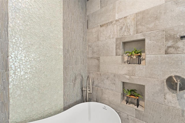 1455 Kelso Blvd, Windermere, FL 34786 - full bathroom featuring a freestanding bath