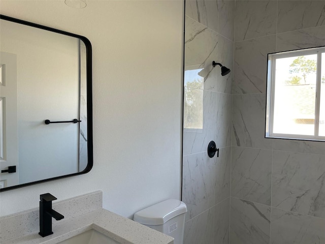 5153 SW 159th St, Ocala, FL 34473 - full bath with tiled shower, toilet, and vanity