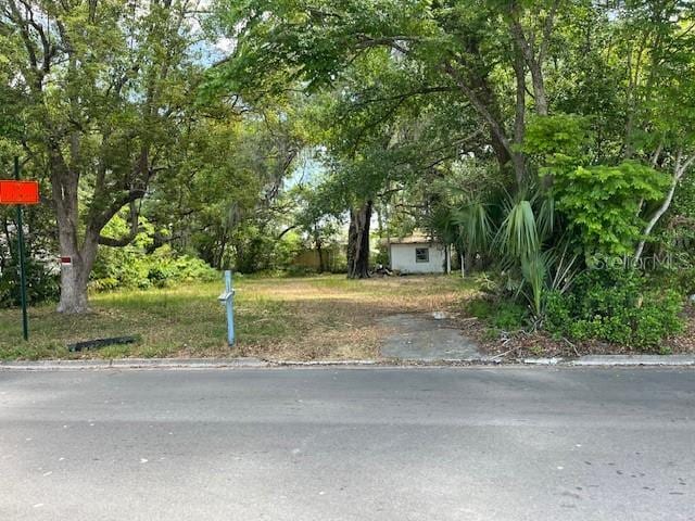 2435 Laurel Ave, Sanford, FL 32771