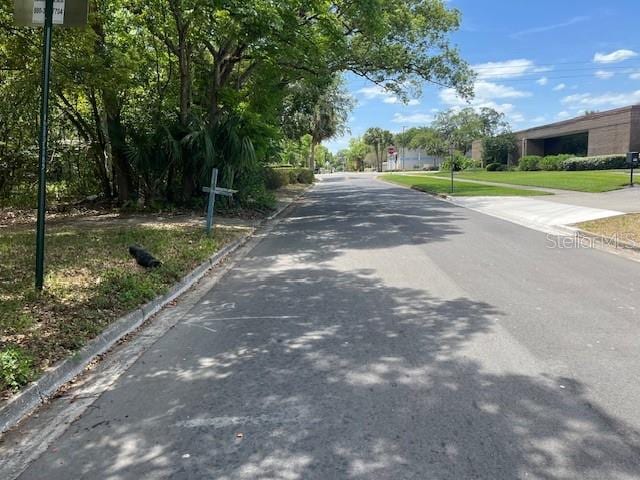 2435 Laurel Ave, Sanford, FL 32771
