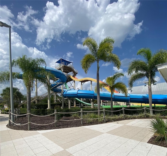 7745 Somersworth Dr, Kissimmee, FL 34747 - view of home's community