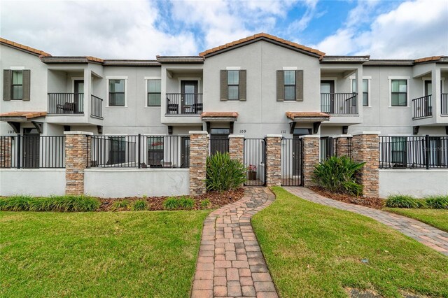 109 Kenny Blvd, Haines City, FL 33844 - view of property featuring stucco siding