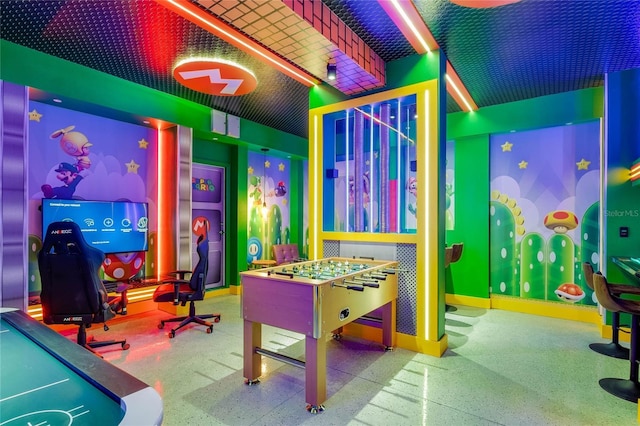 1221 Aloha Blvd, Davenport, FL 33897 - recreation room featuring speckled floor