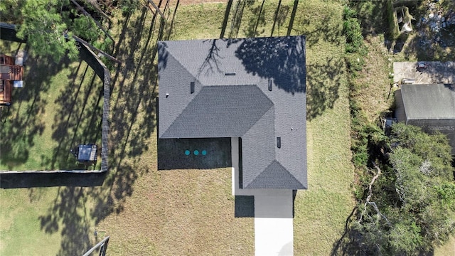 aerial view of property and surrounding area
