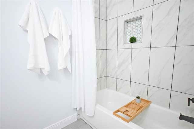 921 Sable Cir SE, Palm Bay, FL 32909 - full bath with baseboards and shower / bathtub combination with curtain