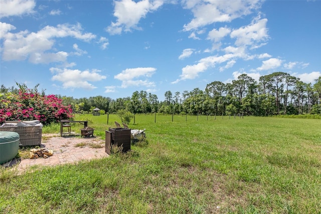 view of grassy yard