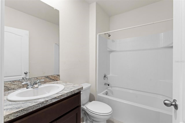 979 Sun Burst Rd, Winter Haven, FL 33880 - bathroom featuring vanity, toilet, and bathtub / shower combination