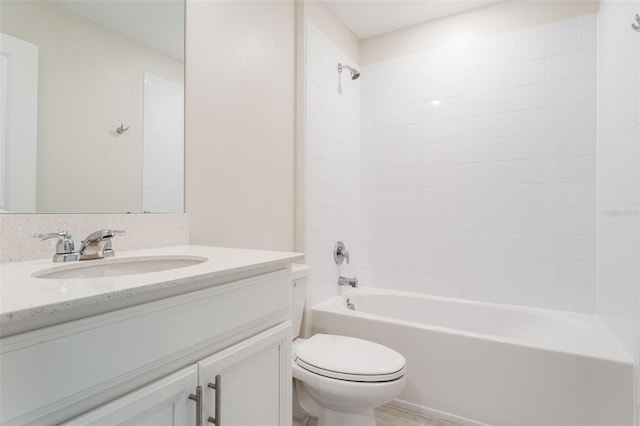 3971 Guernsey Bnd, Saint Cloud, FL 34772 - bathroom with toilet, vanity, and shower / bathtub combination