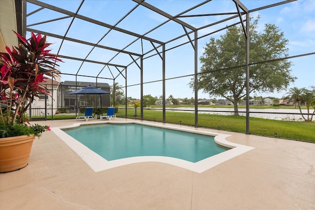 14174 Islamorada Dr, Orlando, FL 32837 - swimming pool featuring a water view, a patio, a lanai, and a lawn