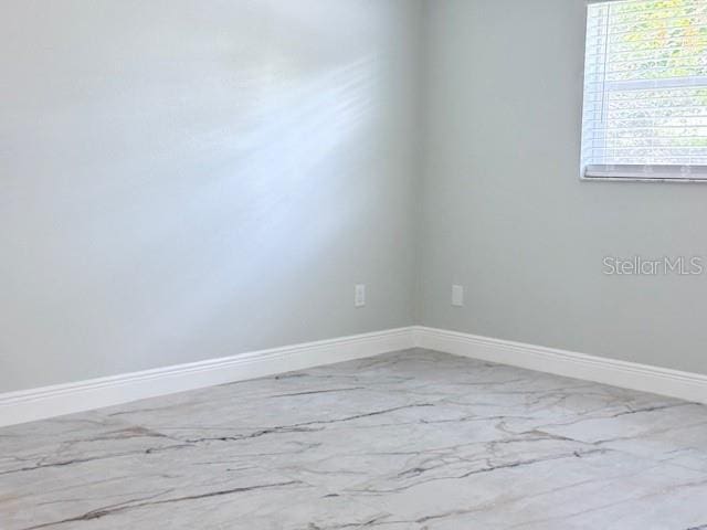 2747 Rose Moss Ln, Orlando, FL 32807 - photo 13