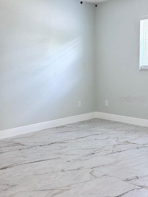 2747 Rose Moss Ln, Orlando, FL 32807 - photo 14