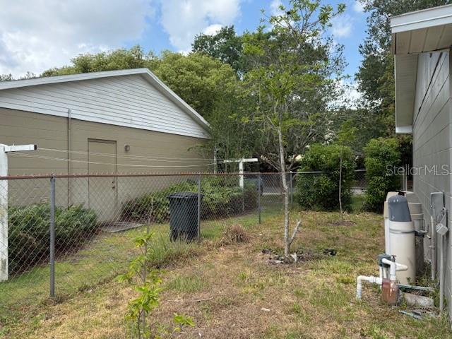 2747 Rose Moss Ln, Orlando, FL 32807 - photo 39