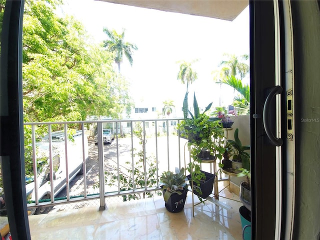 1820 James Ave Unit 2F, Miami Beach, FL 33139 - view of balcony