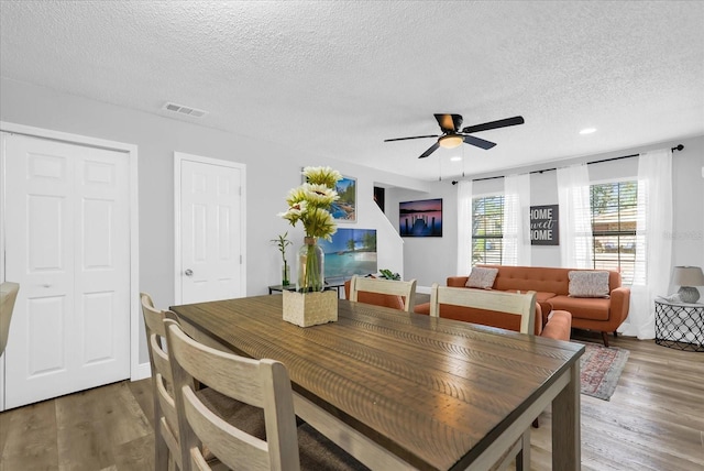 508 Boxelder Ave, Altamonte Springs, FL 32714 - dining area featuring a textured ceiling, ceiling fan, wood finished floors, and recessed lighting