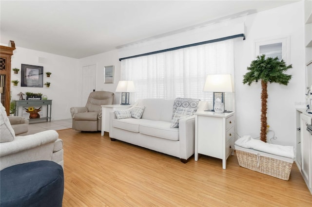 1804 W Shores Rd, Melbourne, FL 32935 - living room featuring light wood finished floors